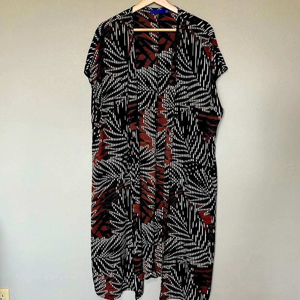 Apt. 9 Duster in Copper/Black/White Geo Pattern, Size L/XL, 100% polyester